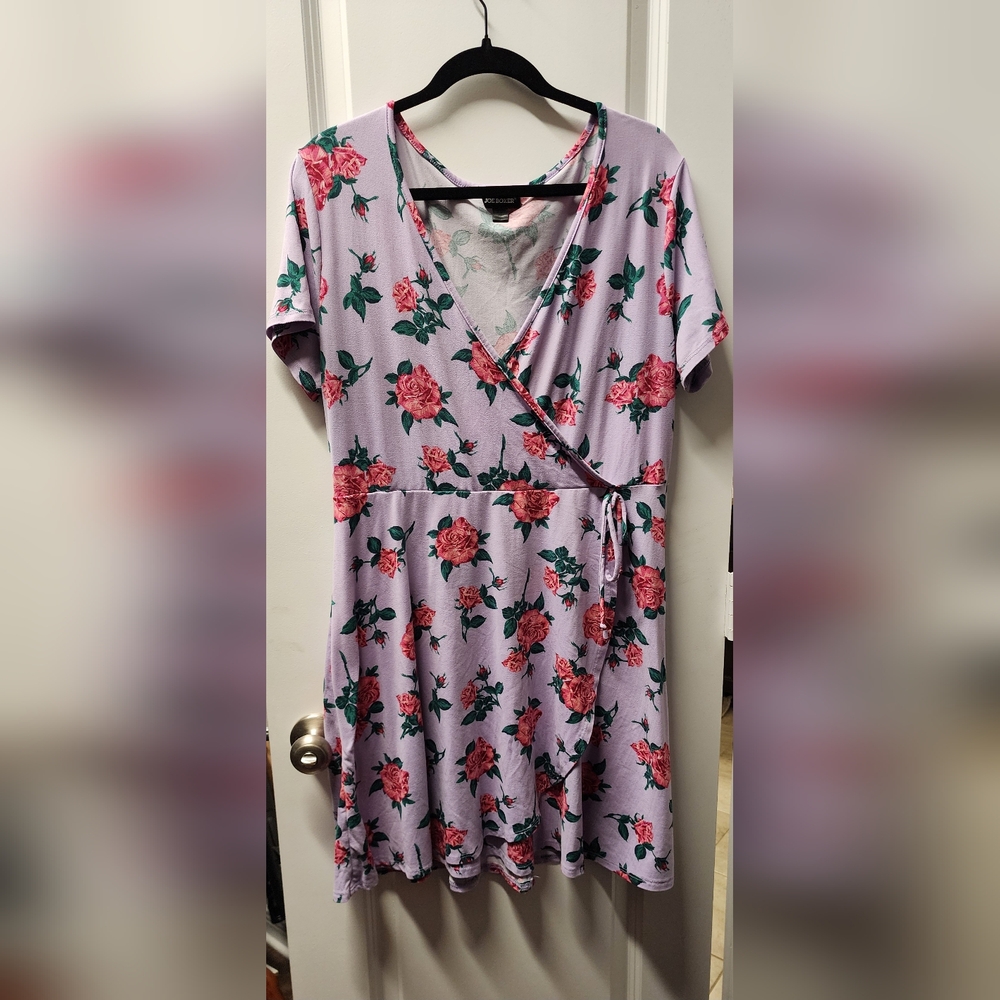 JOE BOXER purple flowy flower dress